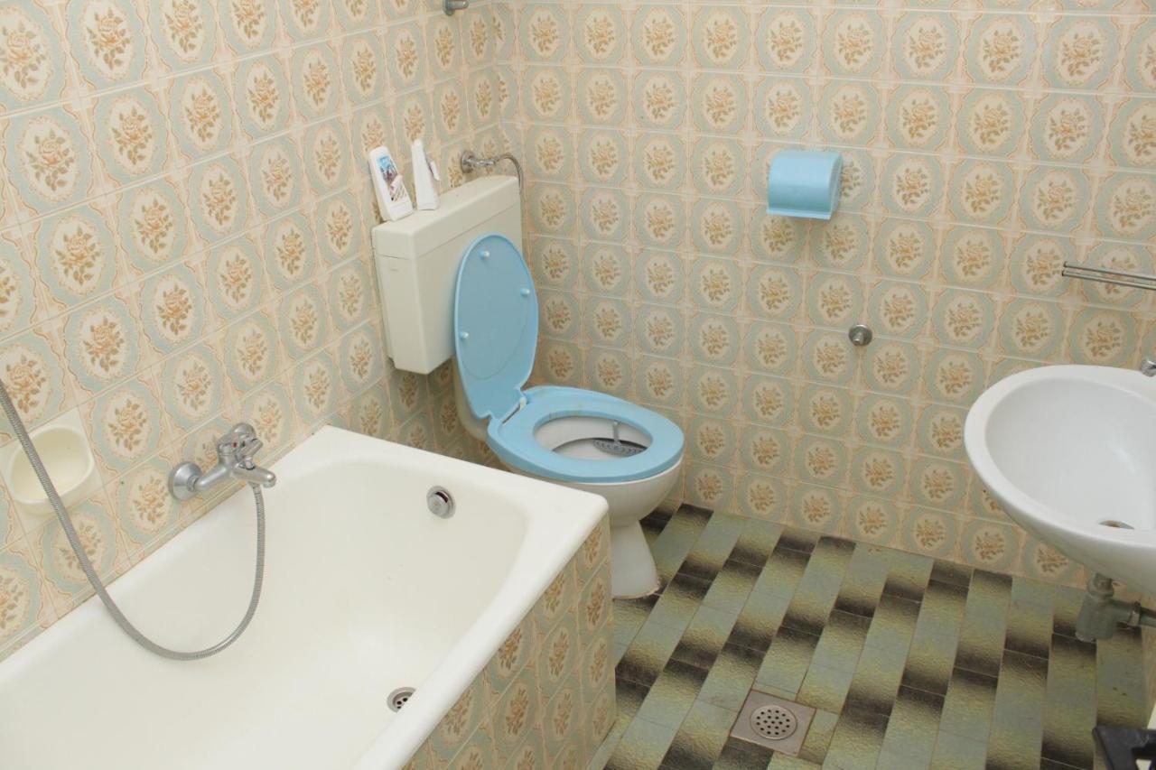 Family Friendly Seaside Apartments Vlasici, Pag - 4319 المظهر الخارجي الصورة